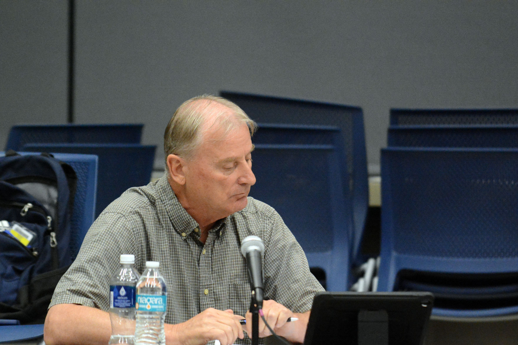 Baraboo schools mask debate